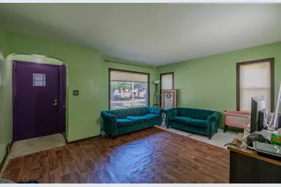 3221 W Oklahoma Ave, Milwaukee, WI 53215 - Photo 5