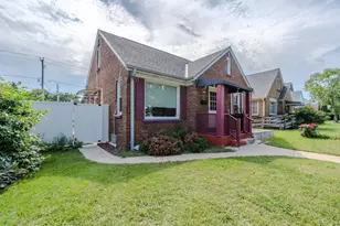 3221 W Oklahoma Ave, Milwaukee, WI 53215 - Photo 3