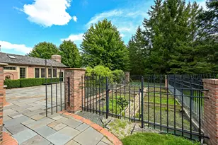 9648 N Columbia Dr, Mequon, WI 53092 - Photo 59