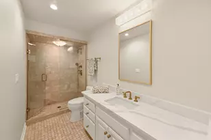 9648 N Columbia Dr, Mequon, WI 53092 - Photo 41