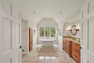 9648 N Columbia Dr, Mequon, WI 53092 - Photo 35
