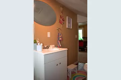 9301 W Greenfield Ave, Milwaukee, WI 53214 - Photo 23