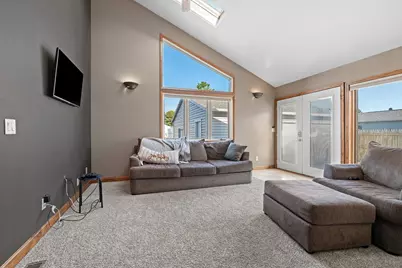 1525 S 25th St, Manitowoc, WI 54220 - Photo 23