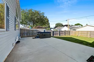 1525 S 25th St, Manitowoc, WI 54220 - Photo 7