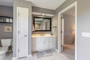 10434 N Haddonstone Pl, Mequon, WI 53092 - Photo 21