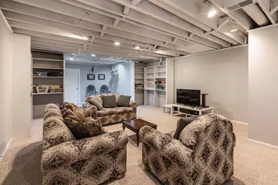 10434 N Haddonstone Pl, Mequon, WI 53092 - Photo 29