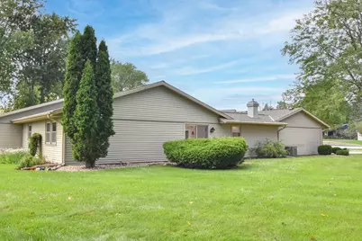 106  Tamarack Cir, Hartford, WI 53027 - Photo 19