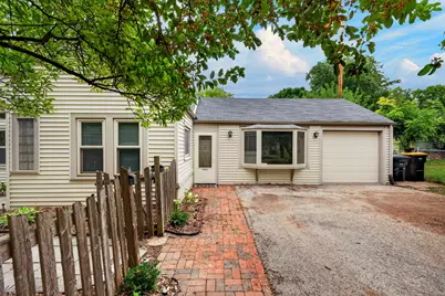 744 N 115th St, Wauwatosa, WI 53226 - Photo 23