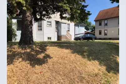 3925 W Greenfield Ave, Milwaukee, WI 53215 - Photo 3