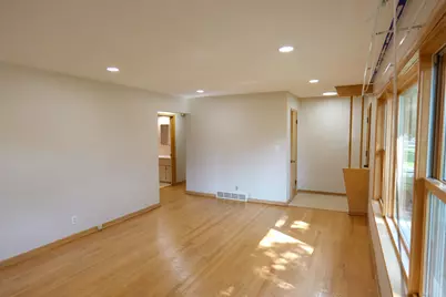 6618  43rd Ave, Kenosha, WI 53142 - Photo 5