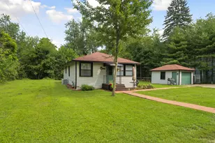 W924 Primrose Rd, Bloomfield, WI 53128 - Photo 1