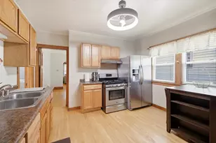 3331 W Lapham St, Milwaukee, WI 53215 - Photo 11
