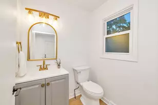 S26W26876 Mac Arthur Rd, Waukesha, WI 53188 - Photo 15
