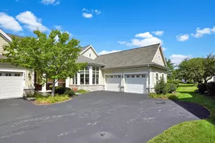 1774 Regal Ct, Oconomowoc, WI 53066 - Photo 1