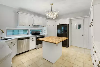 2257 N 64th St, Wauwatosa, WI 53213 - Photo 15