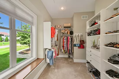 W174N7452  Wilson Dr, Menomonee Falls, WI 53051 - Photo 21