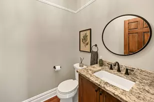 W174N7452 Wilson Dr, Menomonee Falls, WI 53051 - Photo 15