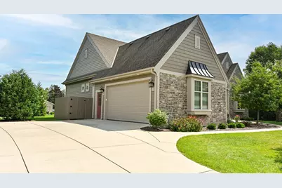 W174N7452  Wilson Dr, Menomonee Falls, WI 53051 - Photo 31