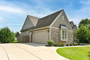W174N7452 Wilson Dr, Menomonee Falls, WI 53051 - Photo 31
