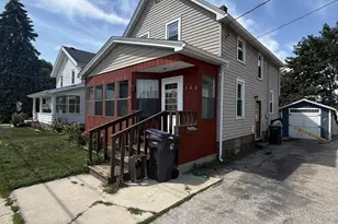 762 Pine St, Sheboygan Falls, WI 53085 - Photo 3