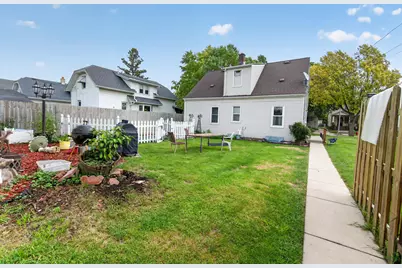 1641 S 81st St, West Allis, WI 53214 - Photo 21