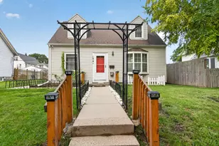 1641 S 81st St, West Allis, WI 53214 - Photo 1