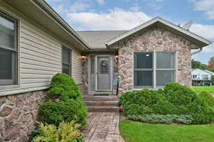 7844 Lakeview Rd, Racine, WI 53185 - Photo 41