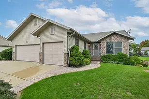 7844 Lakeview Rd, Racine, WI 53185 - Photo 1