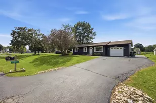 2701 Zerfas Dr, Twin Lakes, WI 53181 - Photo 3