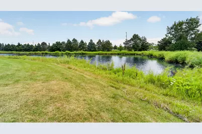1347 W Stillwater Cir, Mequon, WI 53092 - Photo 37