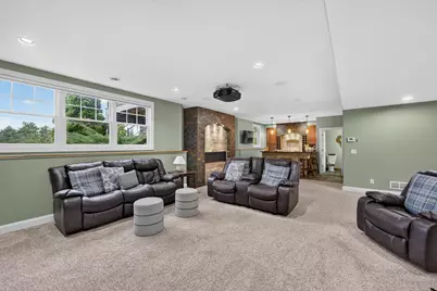 1347 W Stillwater Cir, Mequon, WI 53092 - Photo 27
