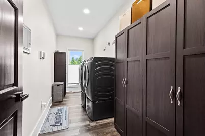 8825 N Spruce Rd, River Hills, WI 53217 - Photo 27