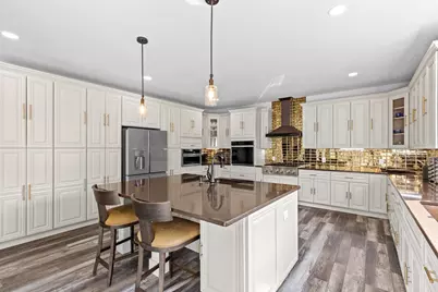8825 N Spruce Rd, River Hills, WI 53217 - Photo 13