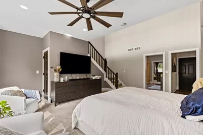 8825 N Spruce Rd, River Hills, WI 53217 - Photo 19