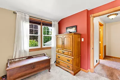 2214  Fairmont St, Manitowoc, WI 54220 - Photo 21