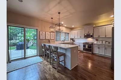 3607  Oak Valley Ln, Waukesha, WI 53188 - Photo 15