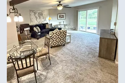 W170N11411  Armada Dr #5, Germantown, WI 53022 - Photo 5