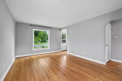 531 E Morgan Ave, Milwaukee, WI 53207 - Photo 5