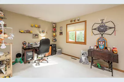 921 S 4th St, Silver Lake, WI 53170 - Photo 25
