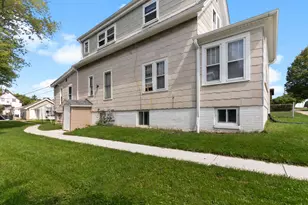1324 Marquette Ave, South Milwaukee, WI 53172 - Photo 5