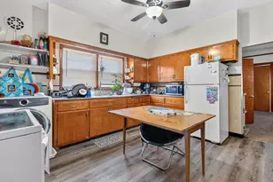 1324 Marquette Ave, South Milwaukee, WI 53172 - Photo 11