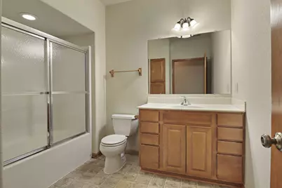 7156  Parkside Ln #141, Racine, WI 53406 - Photo 9