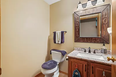 2910  Northbridge Dr, Racine, WI 53404 - Photo 13