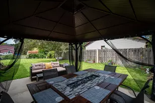 2910 Northbridge Dr, Racine, WI 53404 - Photo 25