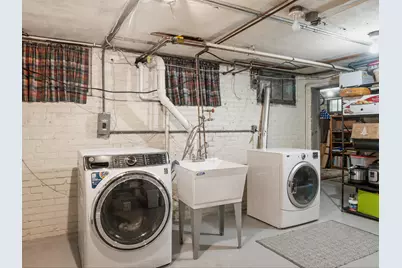321  Huron Ave, Sheboygan, WI 53081 - Photo 31