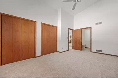 N80W13596  River Park Dr, Menomonee Falls, WI 53051 - Photo 25