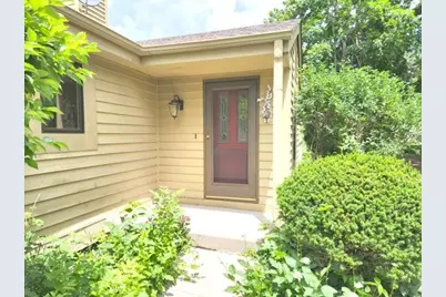 N80W13596  River Park Dr, Menomonee Falls, WI 53051 - Photo 35