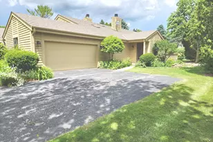 N80W13596 River Park Dr, Menomonee Falls, WI 53051 - Photo 1