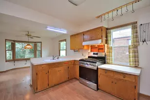 3715 N 40th St, Milwaukee, WI 53216 - Photo 9