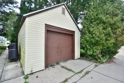 3715 N 40th St, Milwaukee, WI 53216 - Photo 23